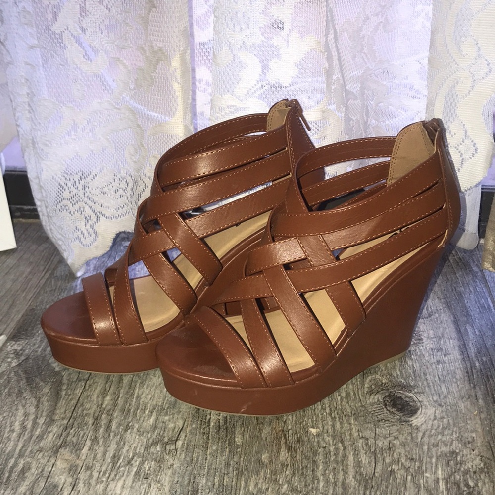 Brown Wedges
